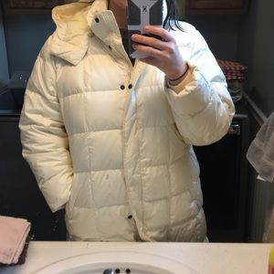 White/cream colored puffy Lands End coat.